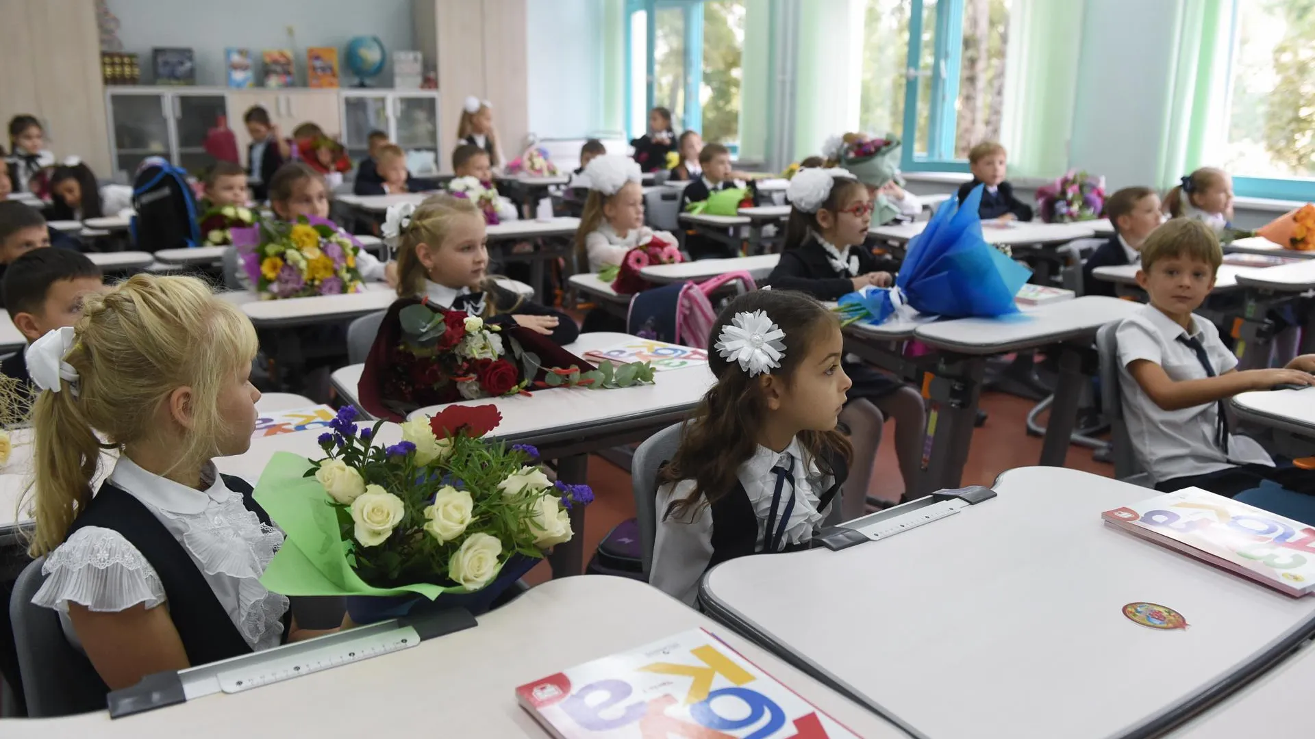 К началу учебного года в Подмосковье откроют 12 новых школ