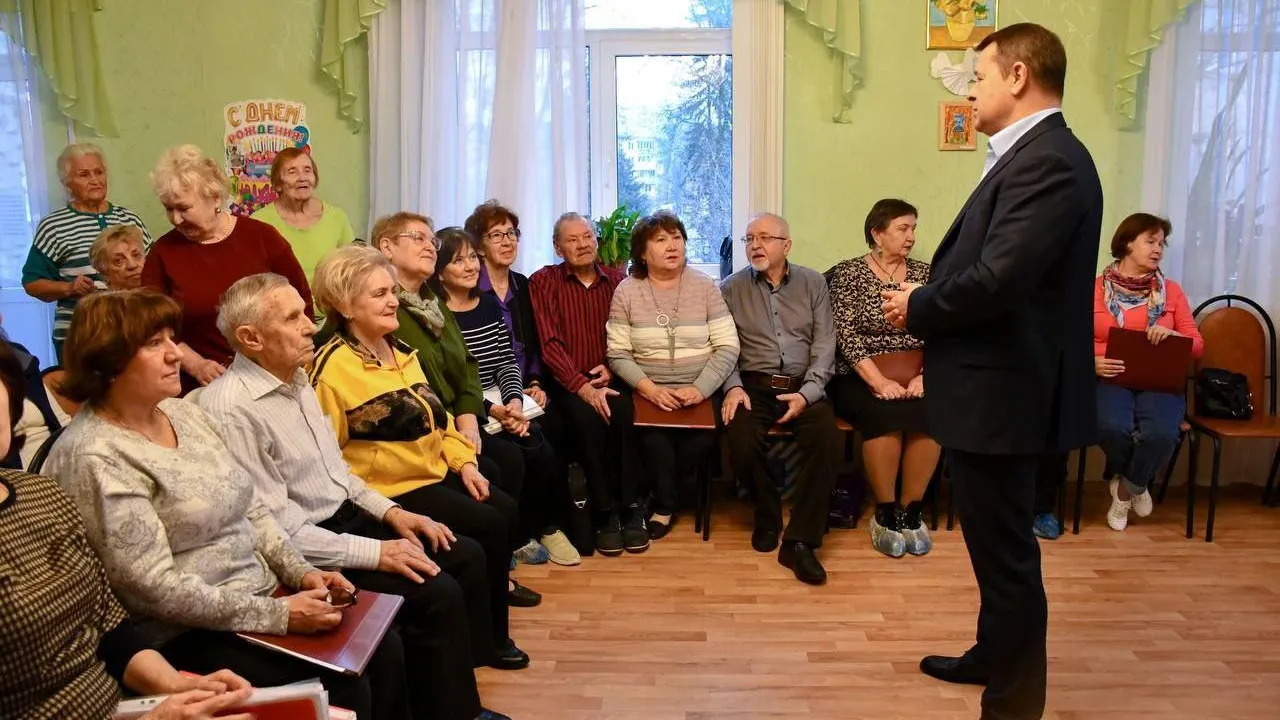 Клубу «Активное долголетие» в Жуковском передали музыкальное оборудование
