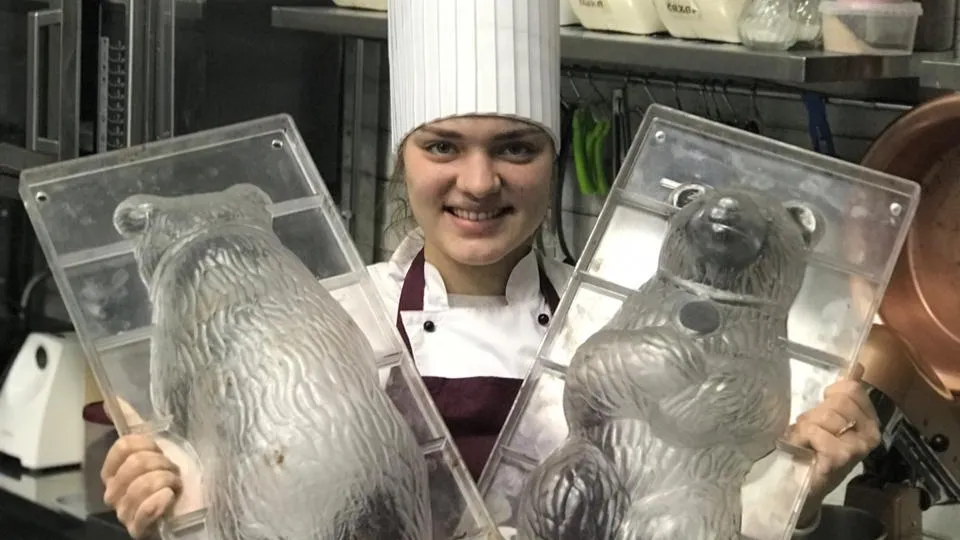 Подольская студентка стала лучшей по работе с шоколадом на конкурсе WorldSkills Russia