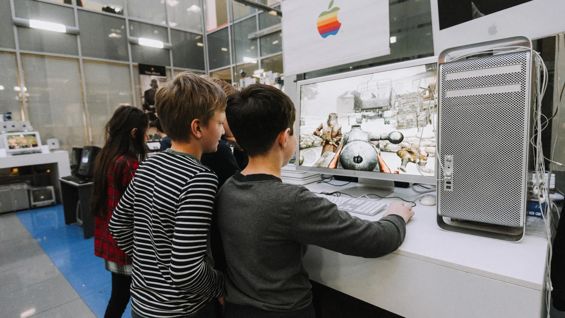 Музей Apple: первые Mac и iPhone, визит Возняка и три книги благодарностей