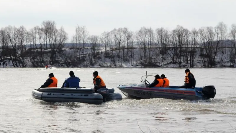 Более 700 специалистов обеспечат безопасность на водоемах зимой в Подмосковье