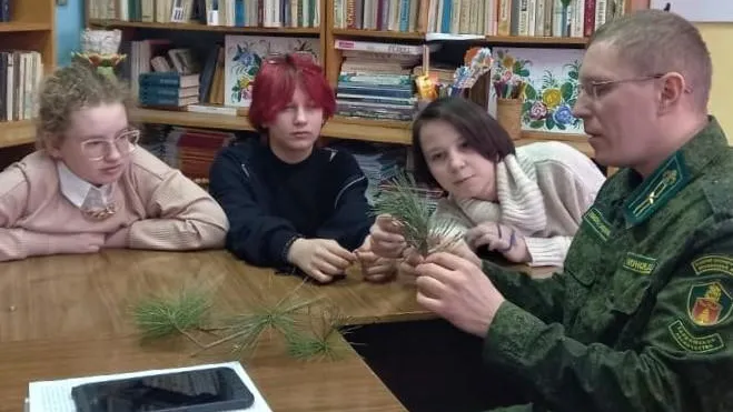 Юным лесничим Талдомского округа рассказали о том, какими бывают сосны