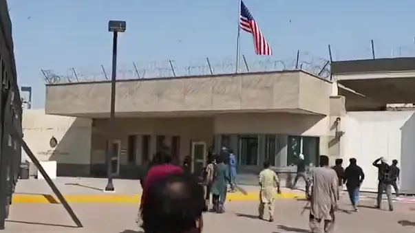 Антиамериканские акции проходят на Ближнем Востоке после гибели Хаменеи