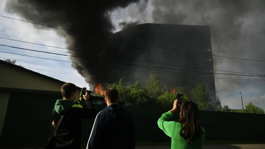 SHOT: владелица сгоревшего во Фрязине здания задолжала ФНС 16 млн рублей