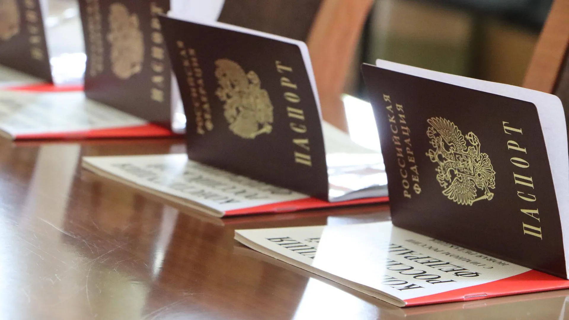 Юным жителям Серебряных Прудов вручили их первые паспорта РФ