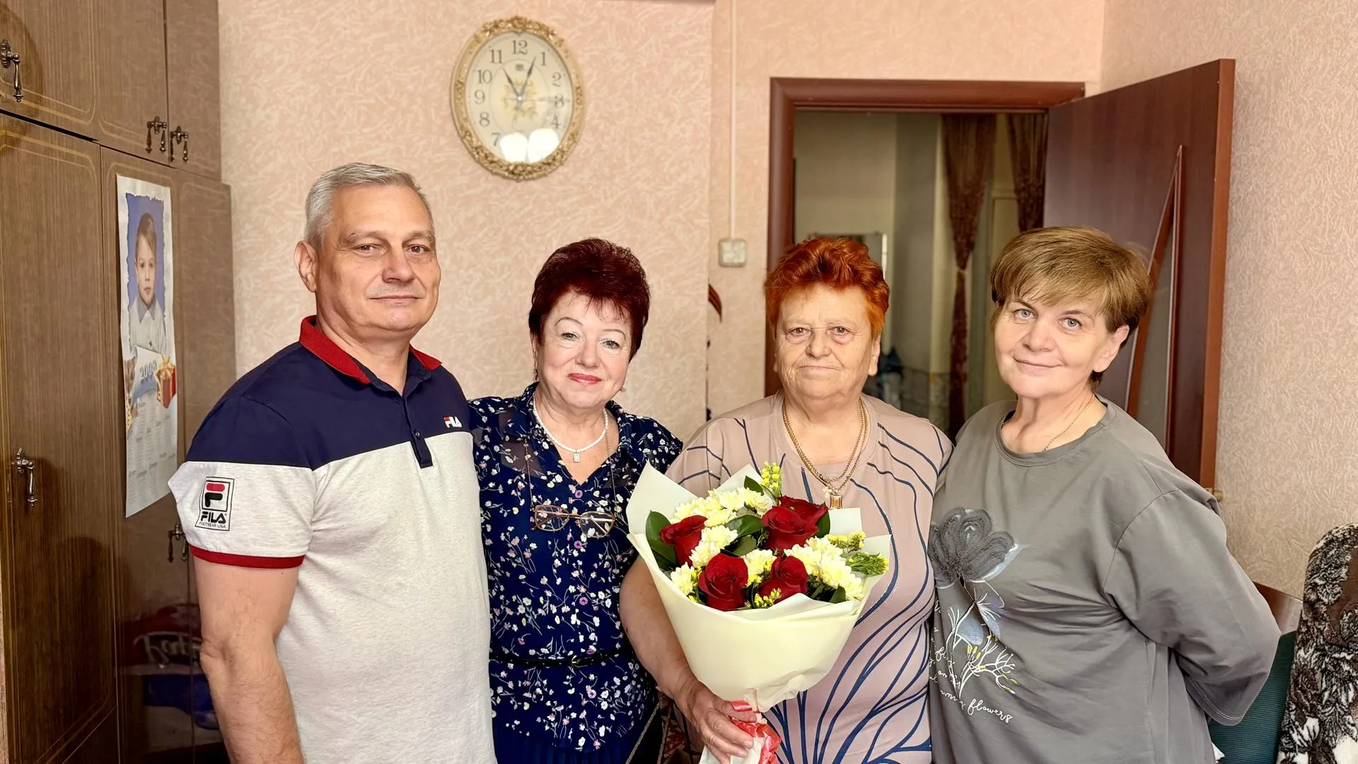 В Можайском округе поздравили с 80-летием ветерана строительной отрасли
