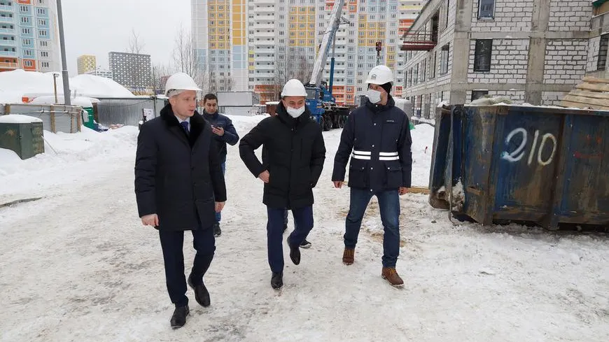 Ход строительства детского сада проверили в Мытищах