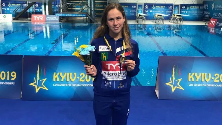 Спортсменка из Подмосковья завоевала серебро на чемпионате Европы по прыжкам в воду