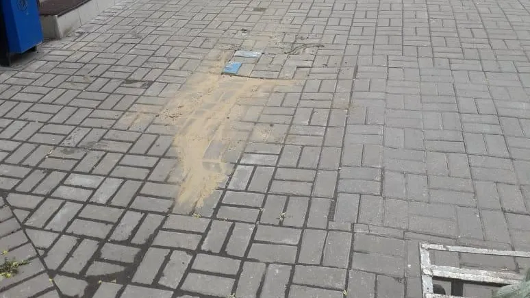 Плитку восстановили на тротуаре во дворе дома на Московской улице Балашихи
