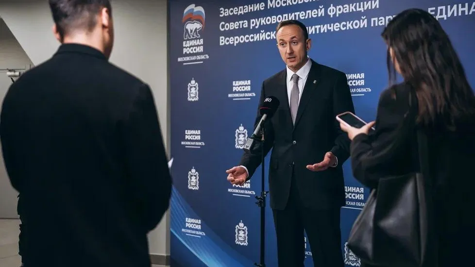 Основой работы ЕР в округах Подмосковья является взаимодействие депутатов — Васильев