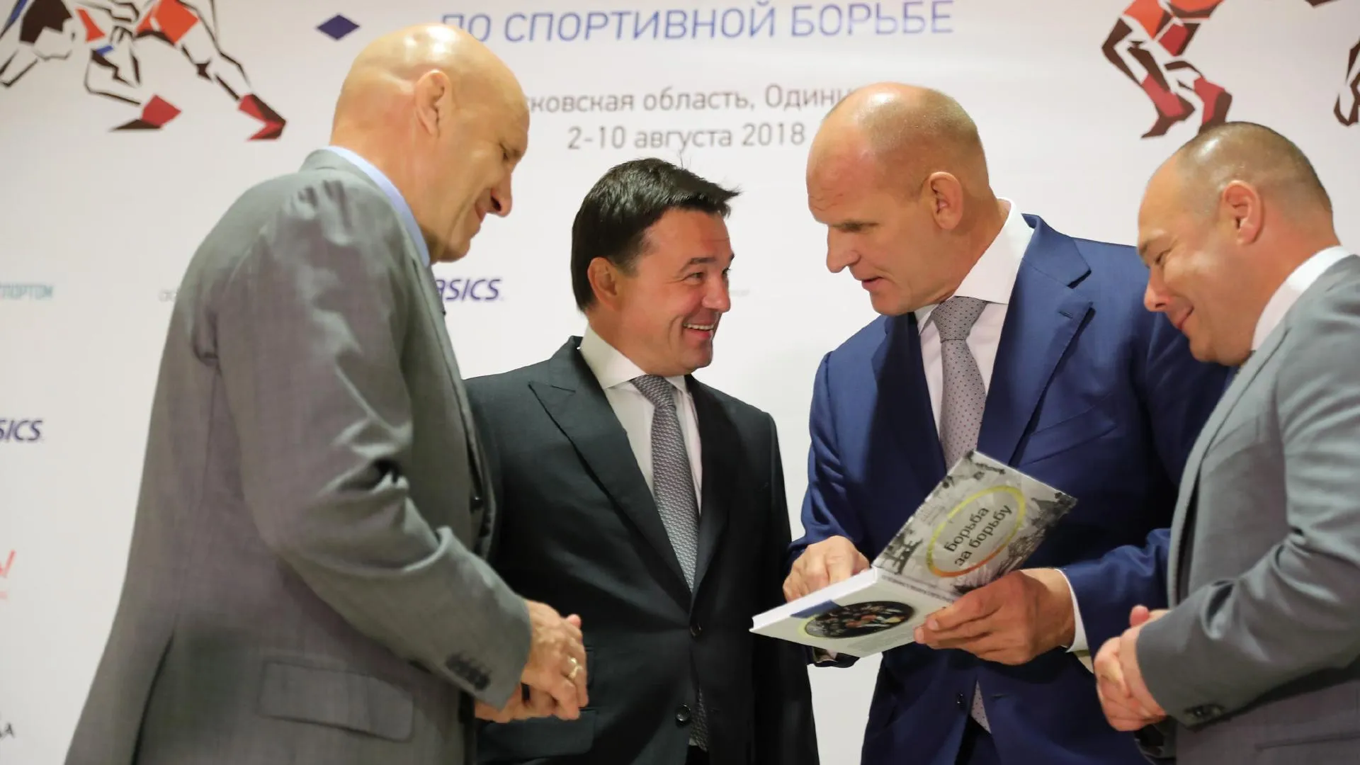 Воробьев рассказал о популярности спортивной борьбы в Подмосковье
