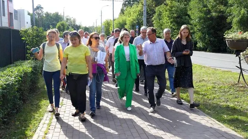 Жители Мытищ попросили привести в порядок переход через ж/д пути в микрорайоне Леонидовка