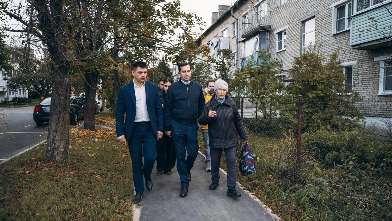 Глава Щелкова проверил содержание дворов и результаты благоустройства во Фряново