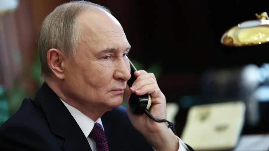 Песков: Путин созвонится вечером не с Трампом