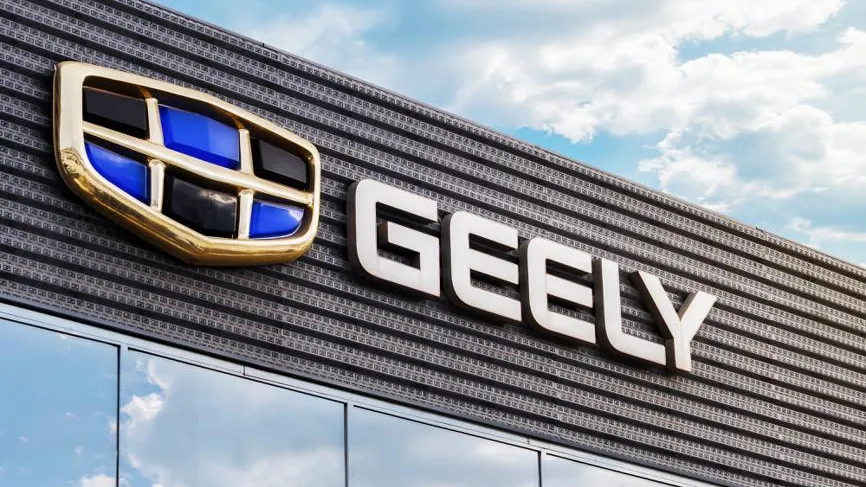 В Geely Motors назвали причину поломки двигателей на своих авто в России