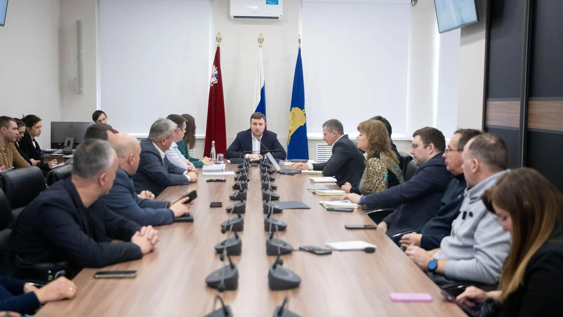 В администрации Реутова провели час ЖКХ