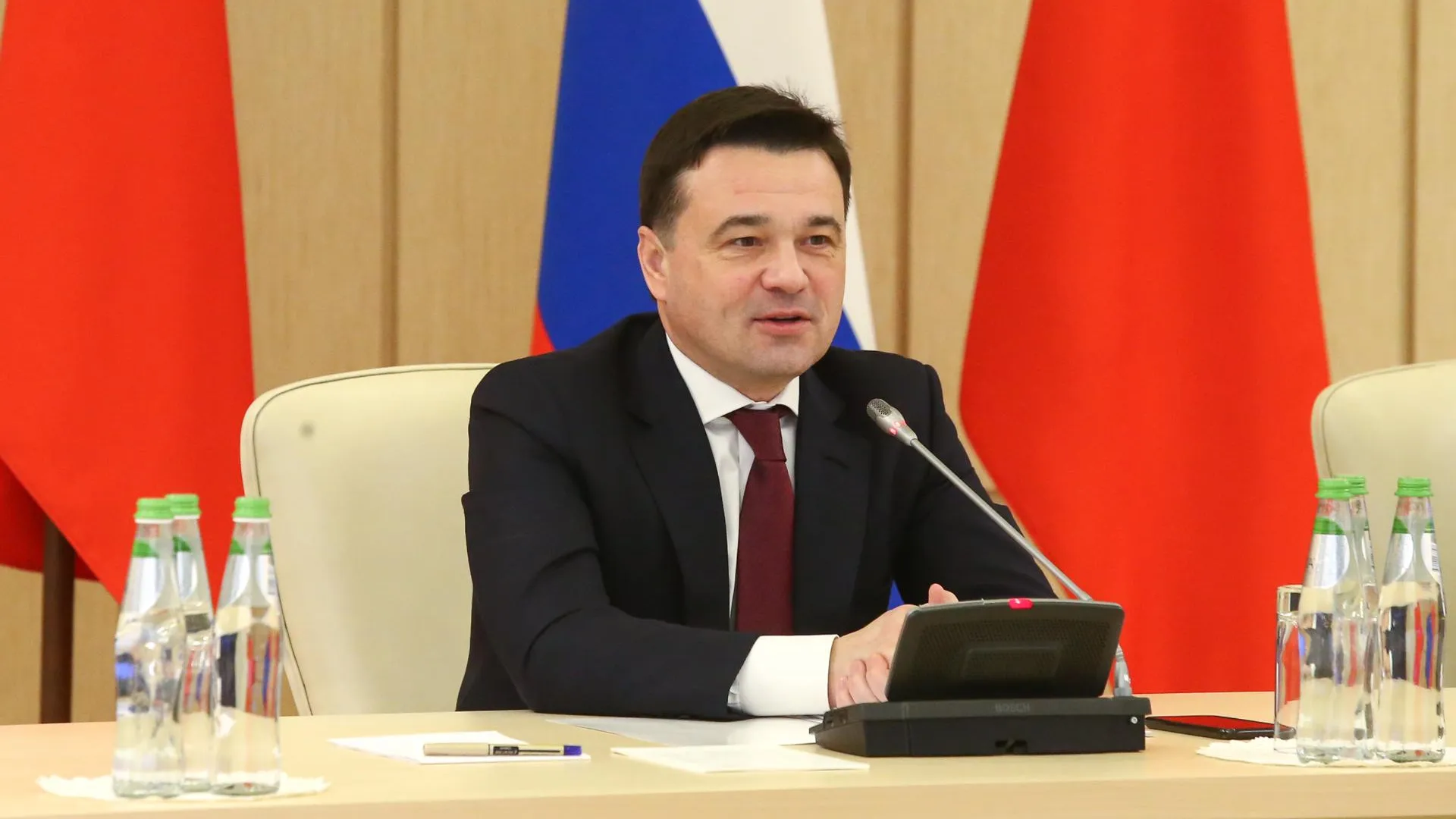Воробьев поручил главе Солнечногорска проконтролировать ремонт и строительство школ