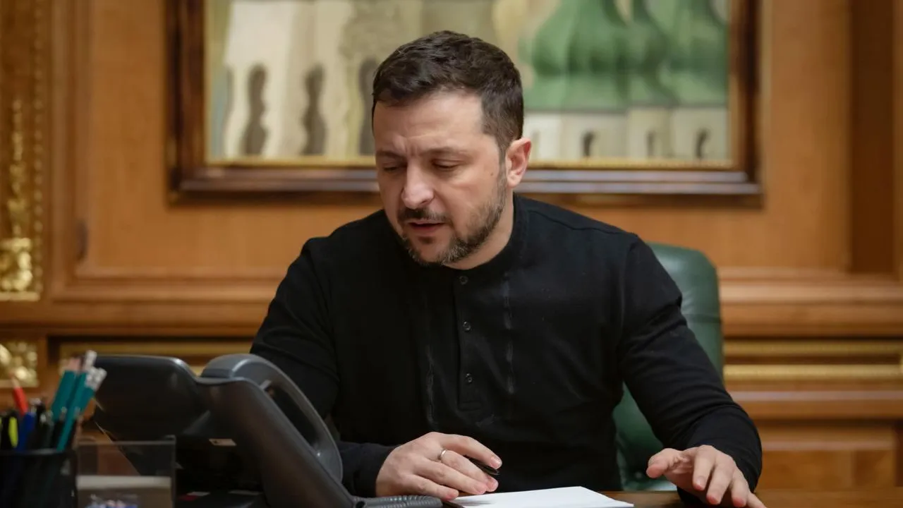 Политолог Хасанов: у Зеленского нет никакого желания останавливать конфликт