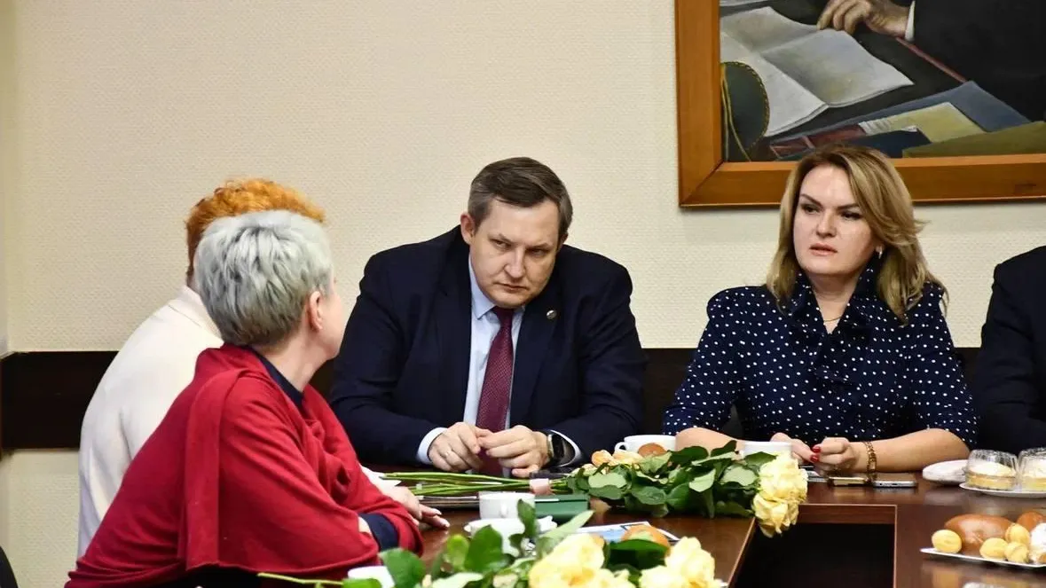 Глава Жуковского Борис Аубакиров встретился с семьями участников СВО