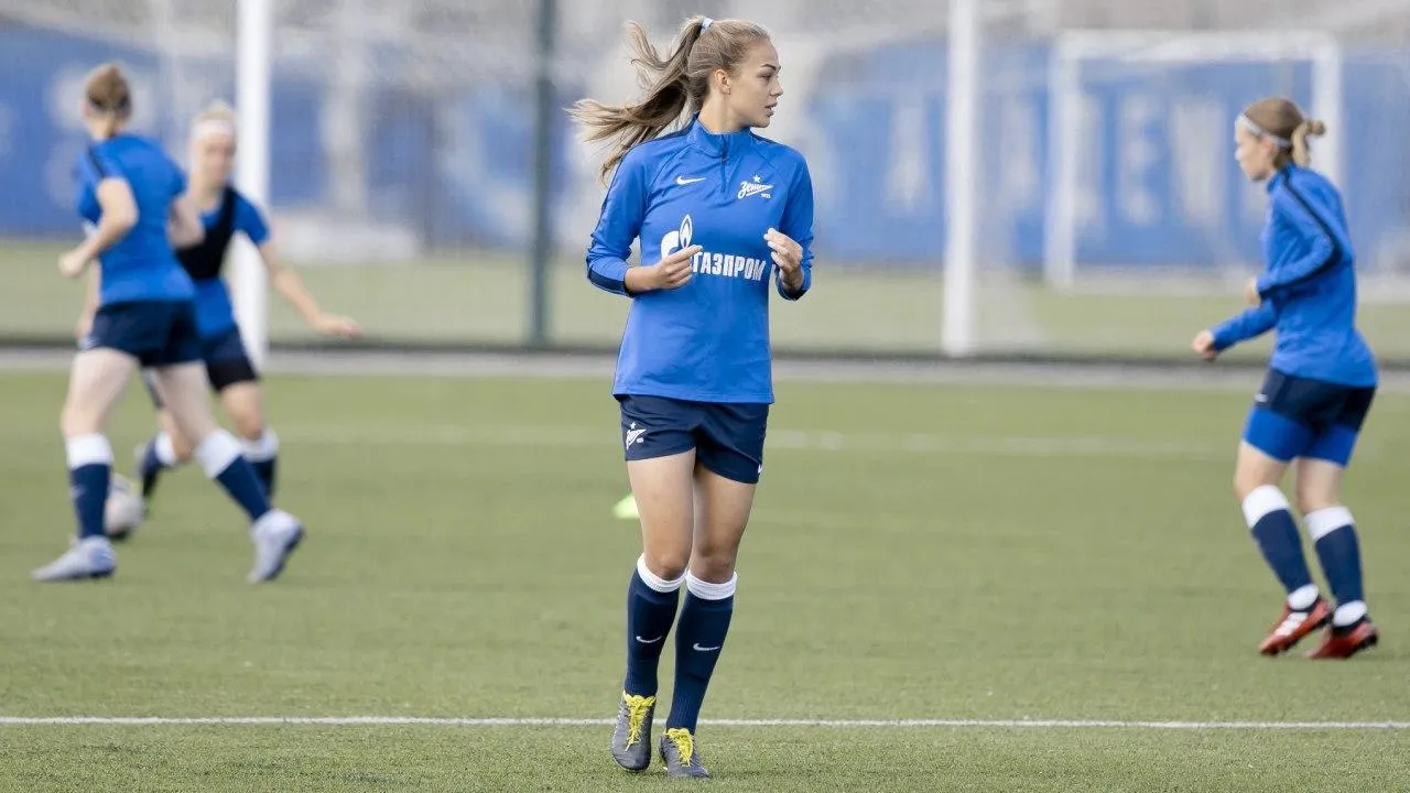 Юная футболистка из Щелкова стала нападающей петербургского «Зенита»