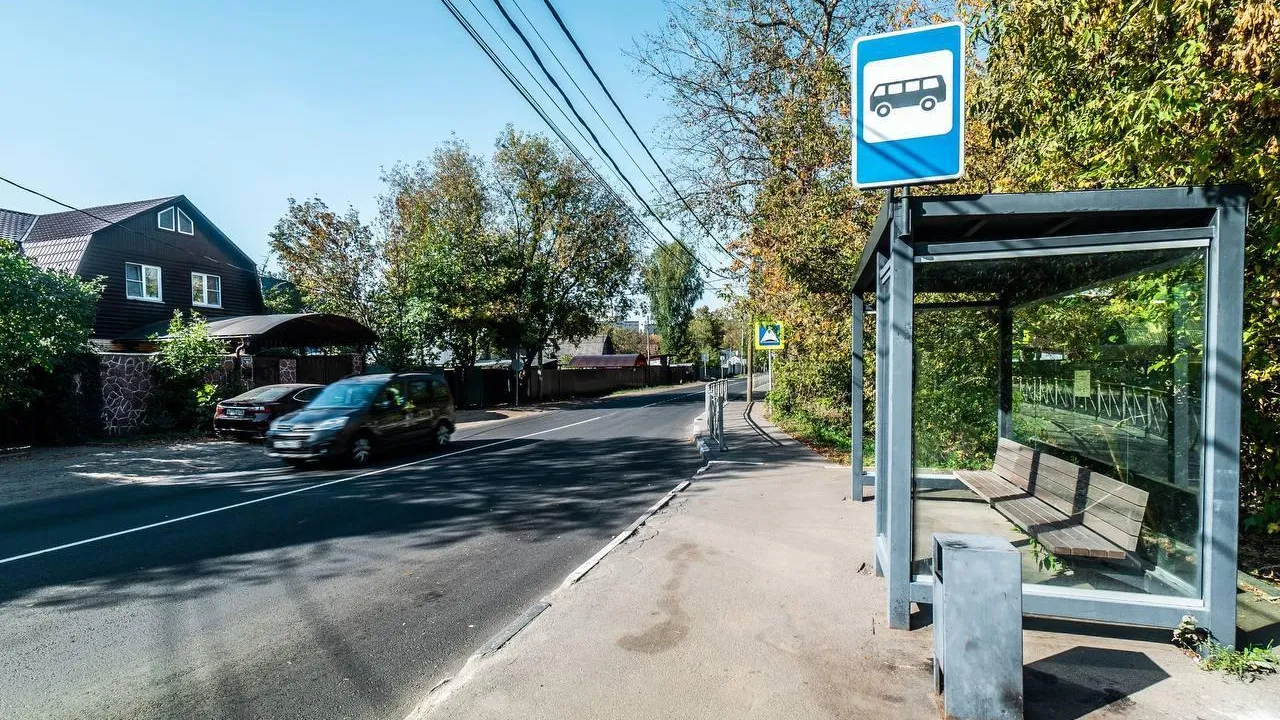 Более 120 новых остановочных пунктов обустроили на дорогах Подмосковья с начала года