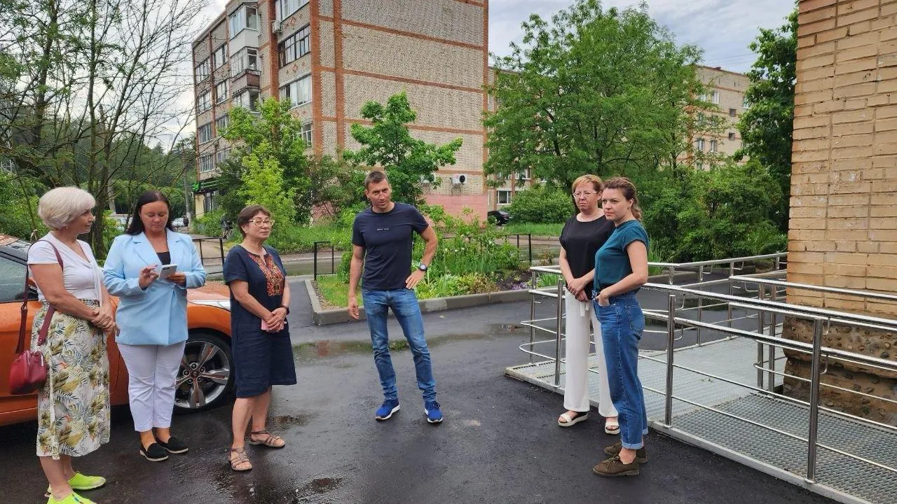 В Красноармейске проконтролировали ход дорожного ремонта