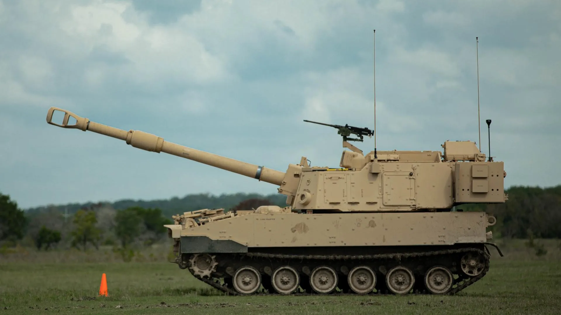 Бойцы ВС РФ уничтожили установку М109 Paladin на херсонском направлении