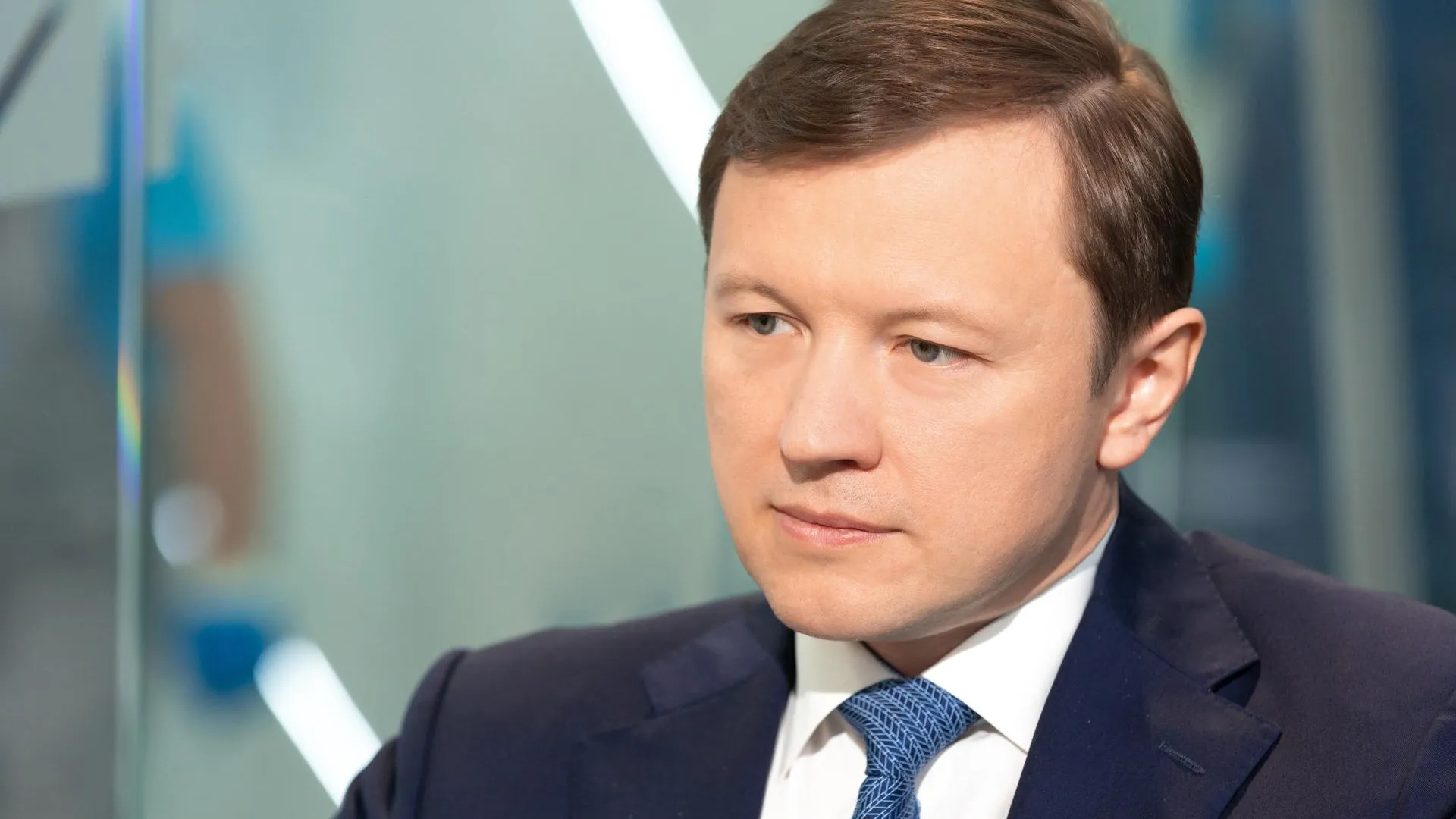 Ефимов: почти 21,5 тыс горожан оформляют документы на квартиры по реновации