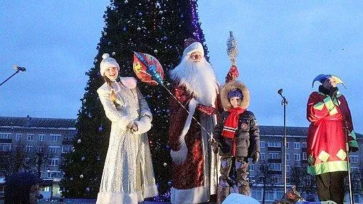 Более 100 детей‑инвалидов побывали на премьере новогоднего спектакля в Химках