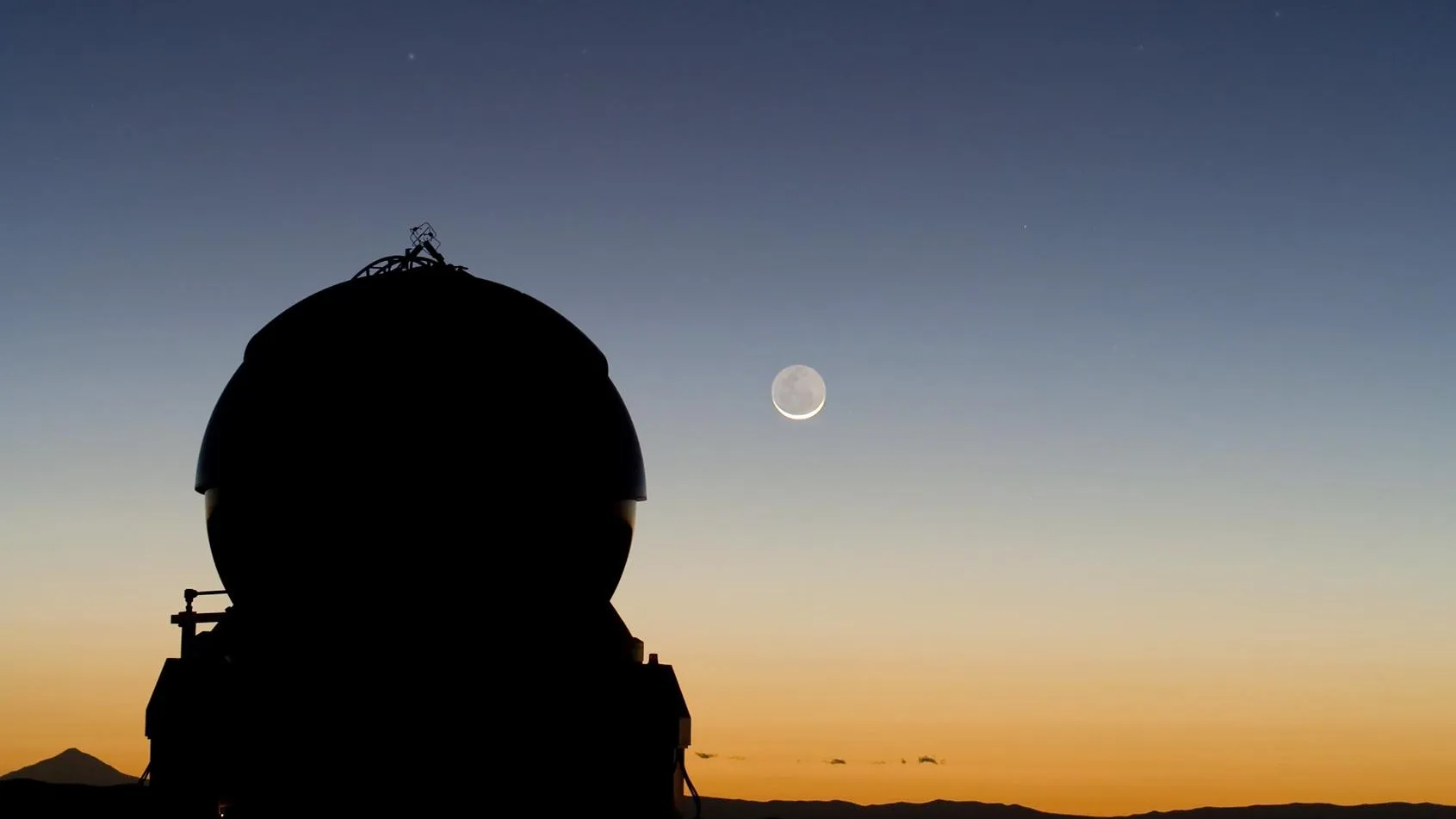 В небе над Москвой планеты выстроятся в ряд 28 февраля