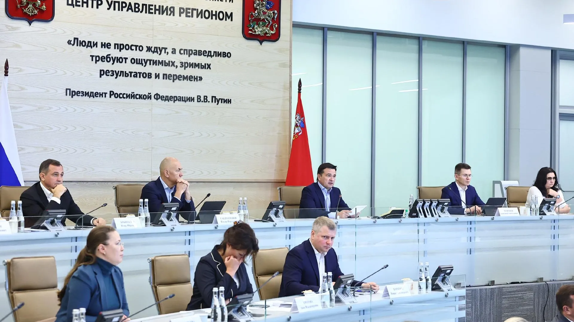 Необходимо обеспечить работу всех алгоритмов по содержанию дворов зимой – Андрей Воробьев