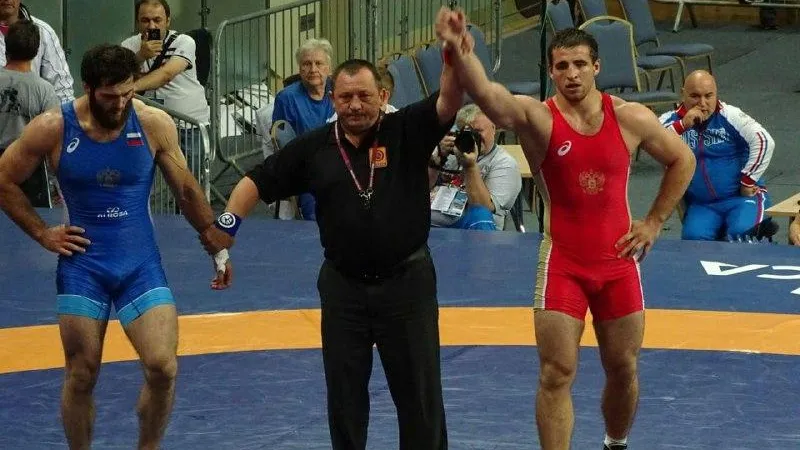 Подмосковные спортсмены завоевали медали на чемпионате России по греко‑римской борьбе