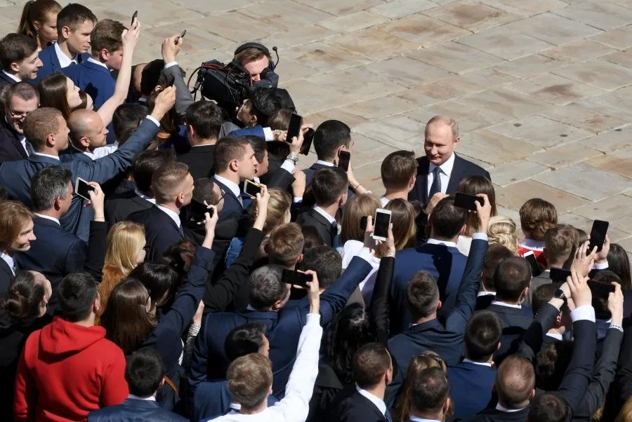 Президент РФ Владимир Путин после церемонии инаугурации в Кремле.