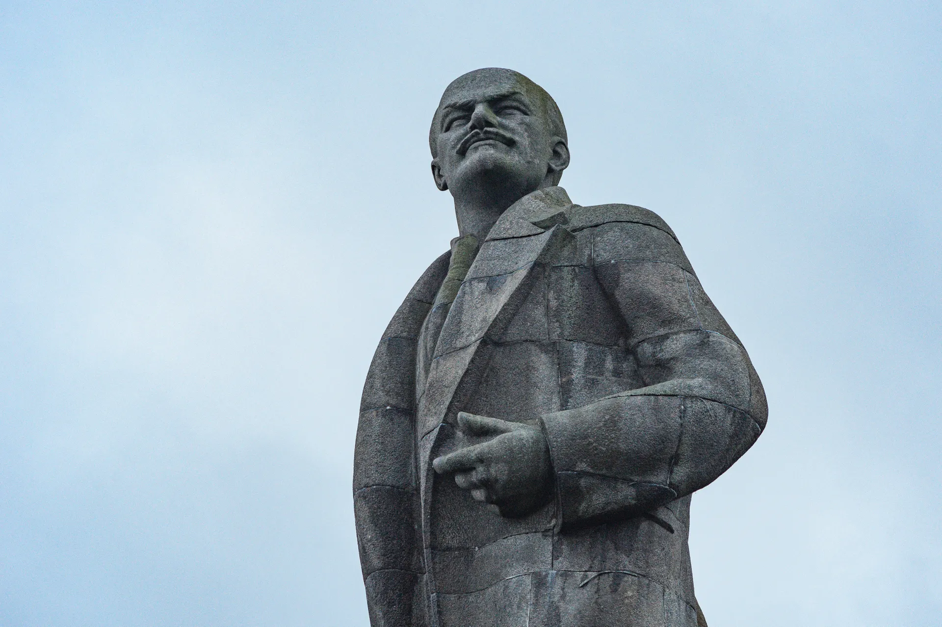 Дубна. Памятник В.И. Ленину