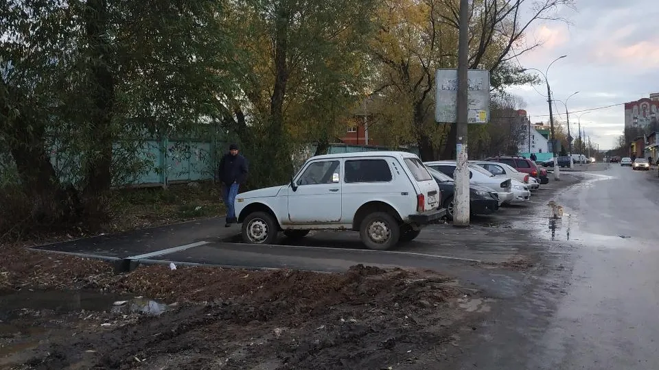 Решение об ограждении тротуара на Рязановском шоссе в Подольске примут до 30 декабря