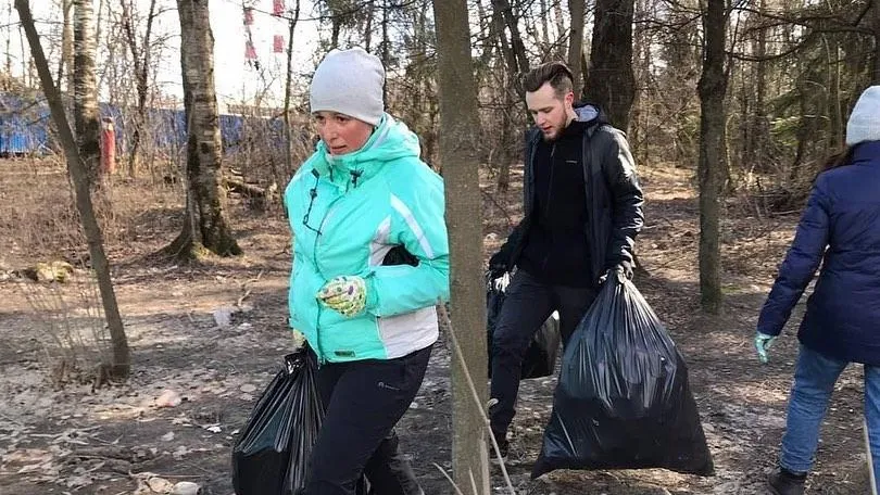 130 мешков мусора собрали добровольцы в лесу Красногорска