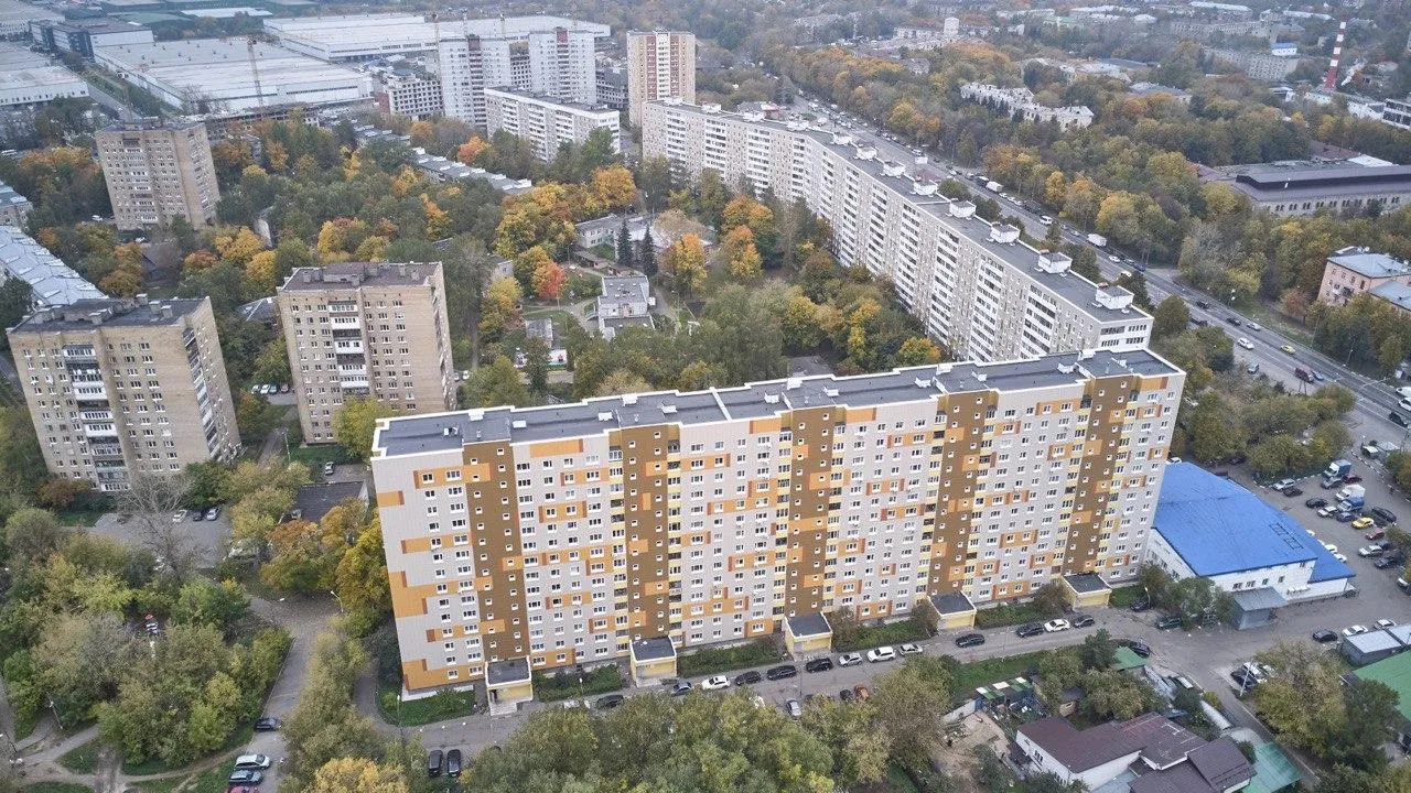 760 кровель отремонтировали по программе капремонта в Подмосковье в 2022 г