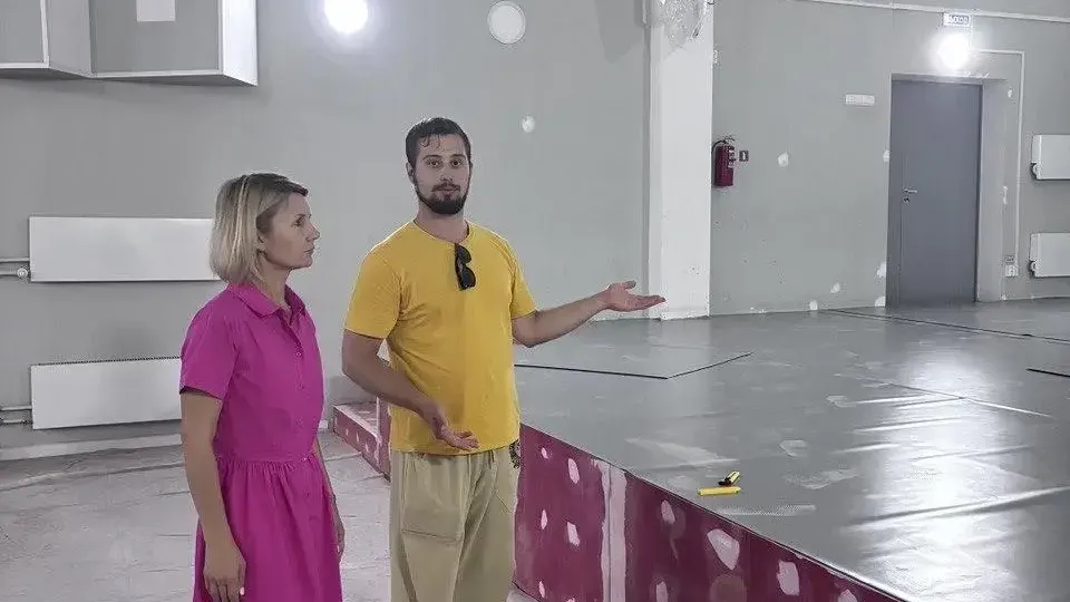 В детской школе искусств Воскресенска продолжаются работы по модернизации сцены