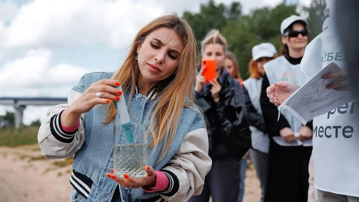 В Дубне прошла акция «Дань Волге в День Волги»
