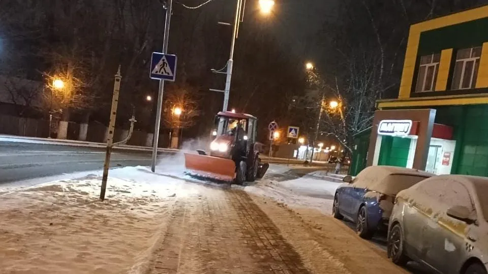 Более 120 км дорог обработали противогололедными материалами в Люберцах в пятницу