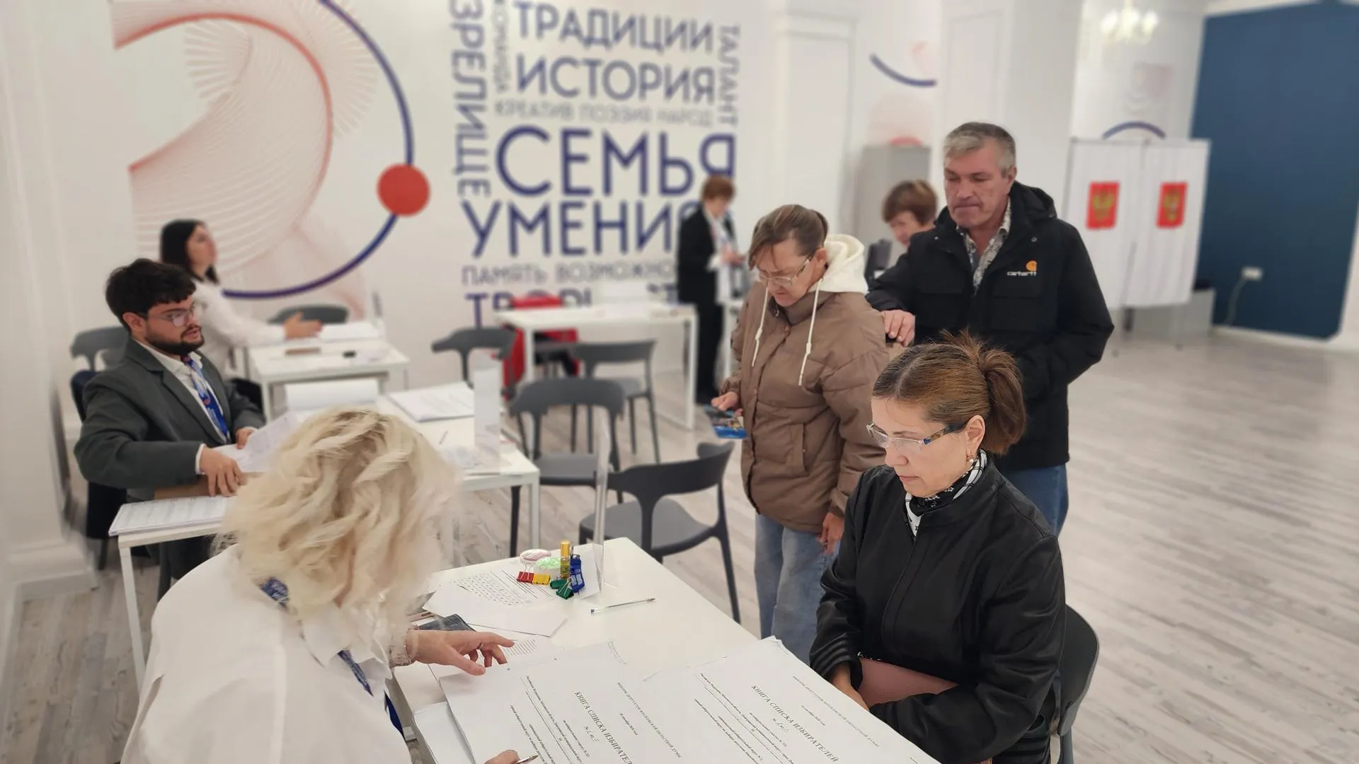 Герой России приехал в Дмитров для участия в выборах