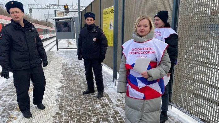 Профилактические беседы о безопасности провели на ж/д станции Силикатная в Подольске