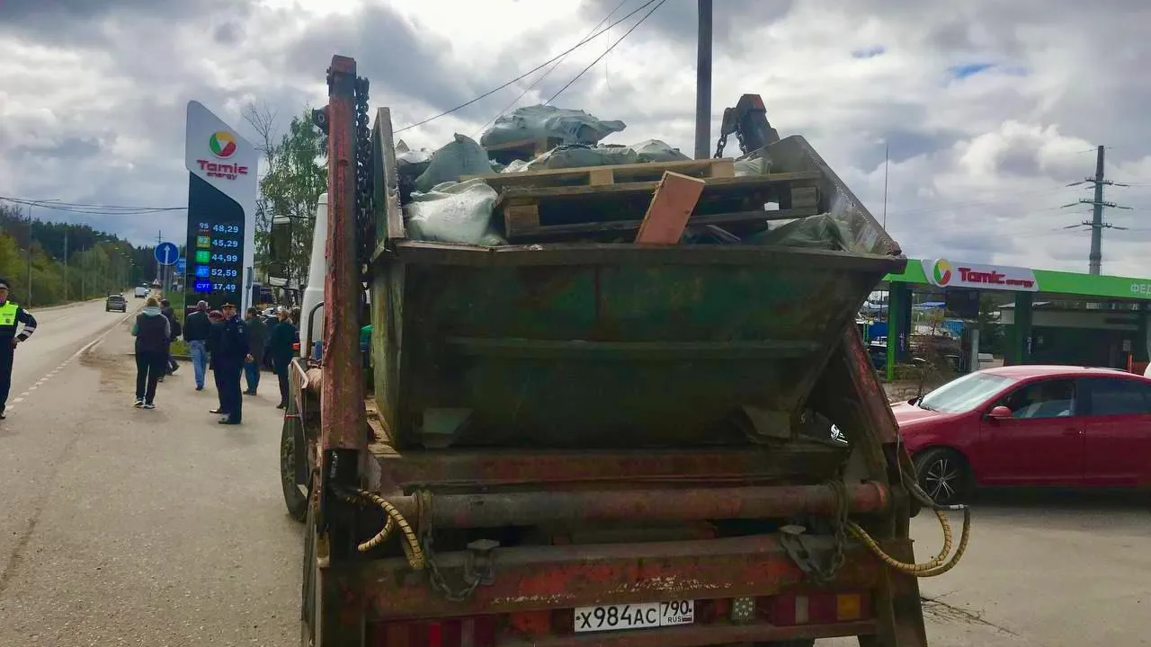 Незаконный сброс более 8 кубометров строймусора пресекли в Красногорске