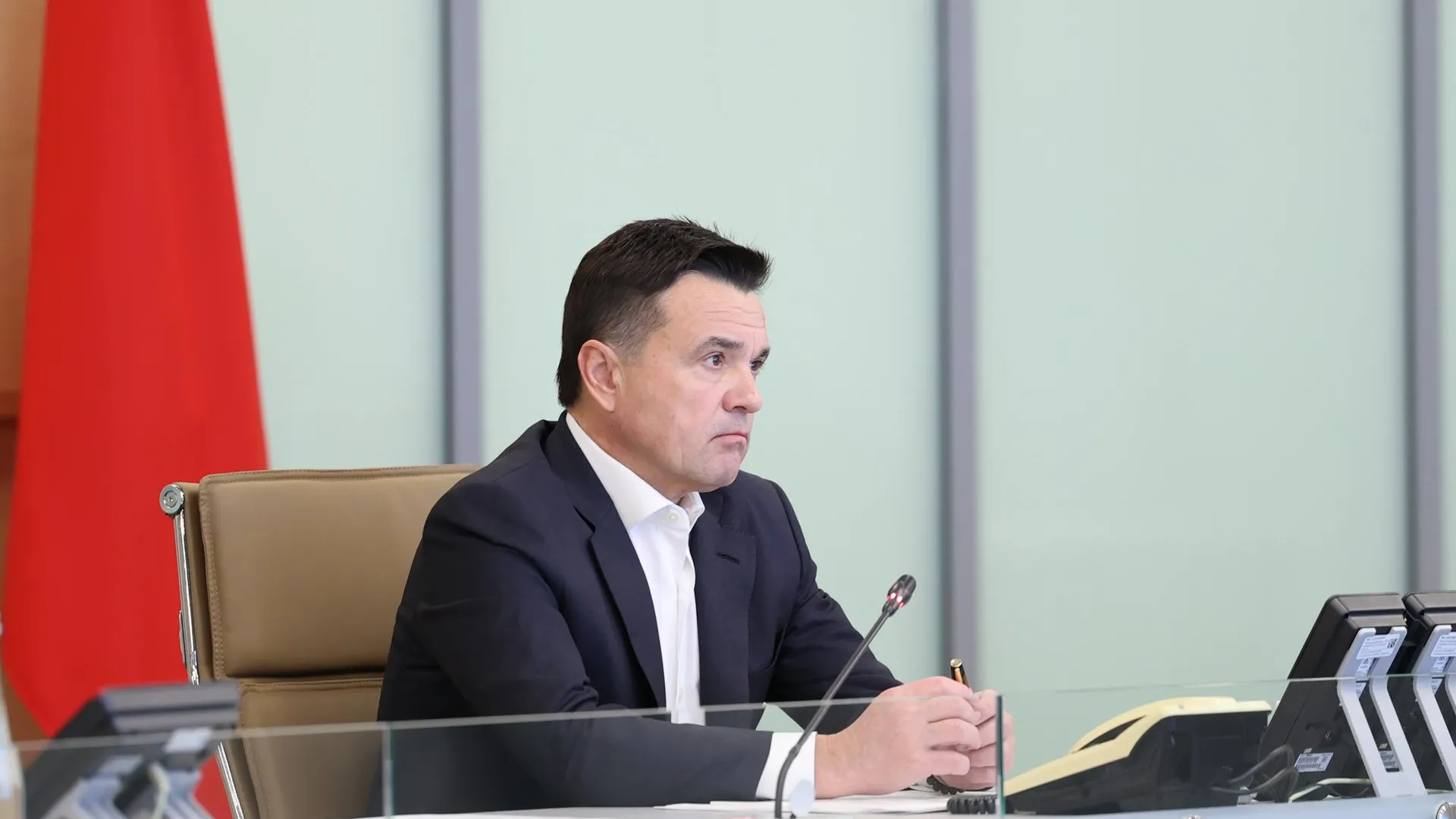 Воробьев: управляющие компании должны отвечать на запросы жителей Подмосковья
