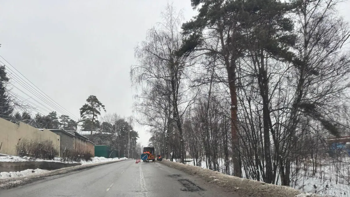 В Ленинском округе ликвидировали более 70 дорожных повреждений