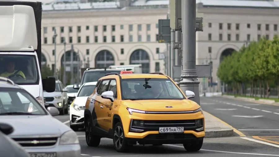 Lada, «Москвич», УАЗ: какие автомобили можно использовать в такси в России
