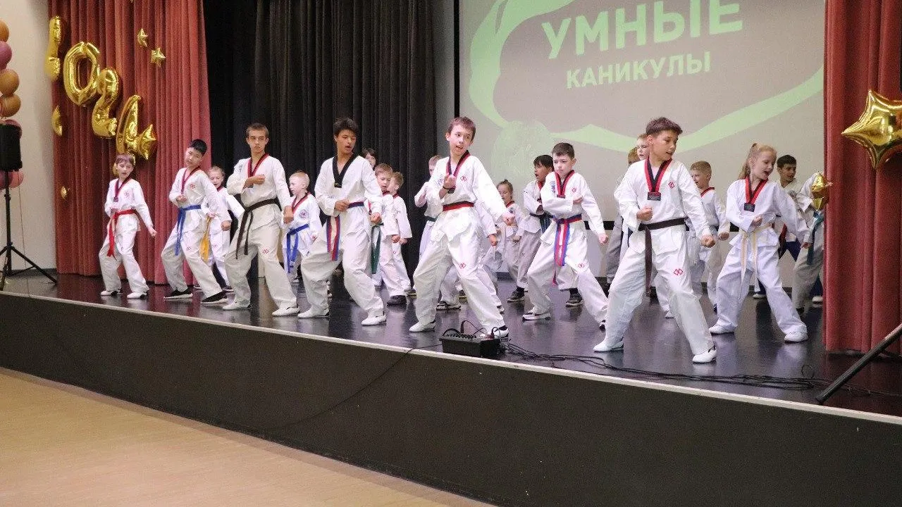 Более 85,5 тыс школьников Подмосковья участвуют в проекте «Умные каникулы»