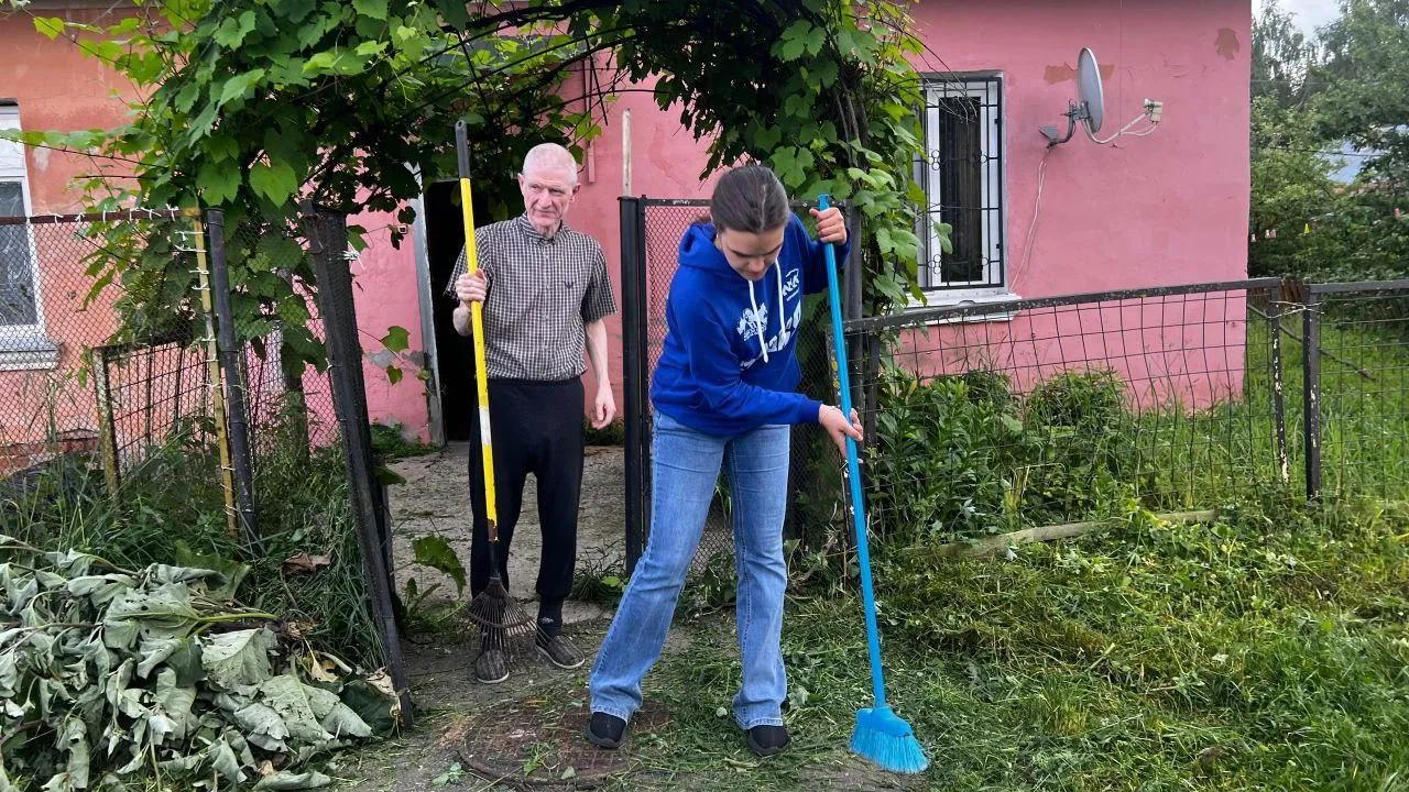 Депутат Серпухова  Диана Алумянц навестила пенсионеров и семьи военнослужащих в Серпухове