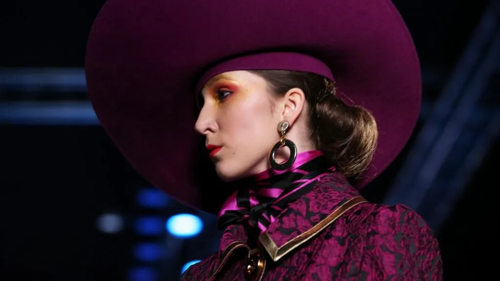 Модельер из Реутова принят в Союз дизайнеров России