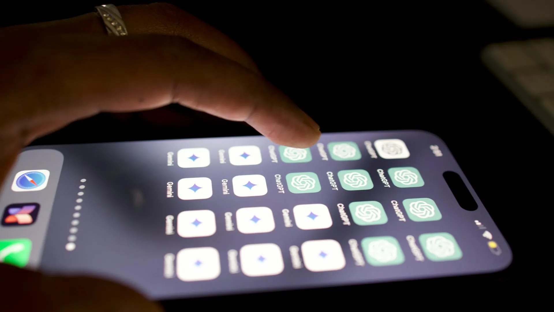 Bloomberg: Apple и OpenAI завершают сделку по внедрению ChatGPT в iPhone